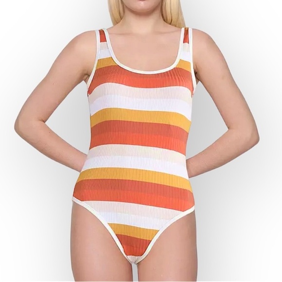 Rip curl premium cheeky low back stripe 1 pc swimsuit 22531 - Picture 1 of 13